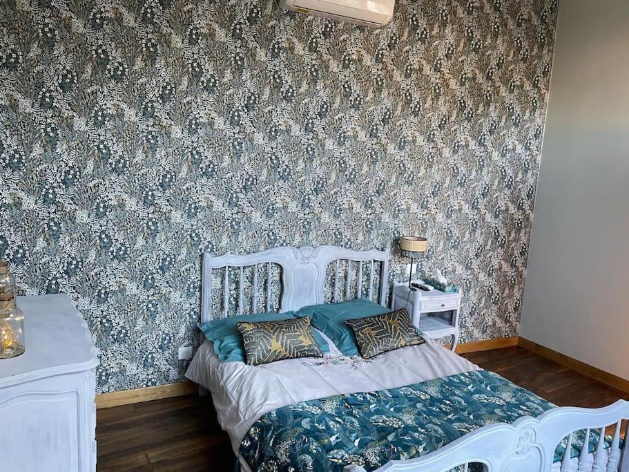 Appartement De Caractere Mirecourt Eksteriør bilde